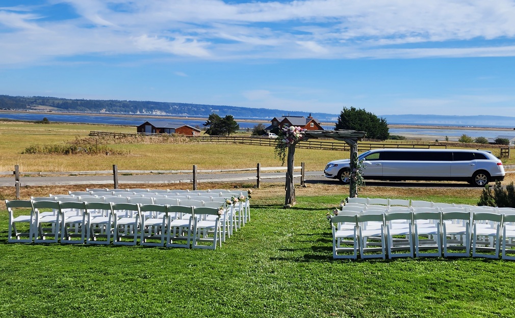 Crockett Farm historic barn wedding venue in Coupeville