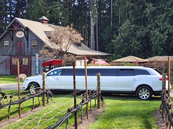 Spoiled Dog Winery thumbnail